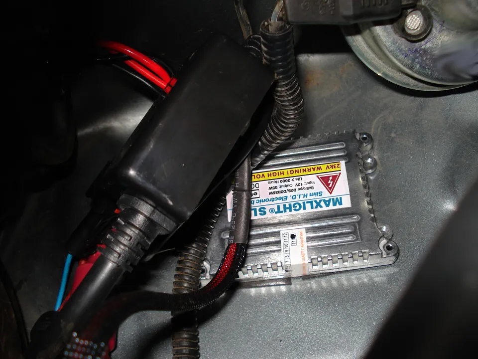 ustanovka-ksenona-svoimi-rukami-9.jpg ustanovka-ksenona-svoimi-rukami-9.jpg