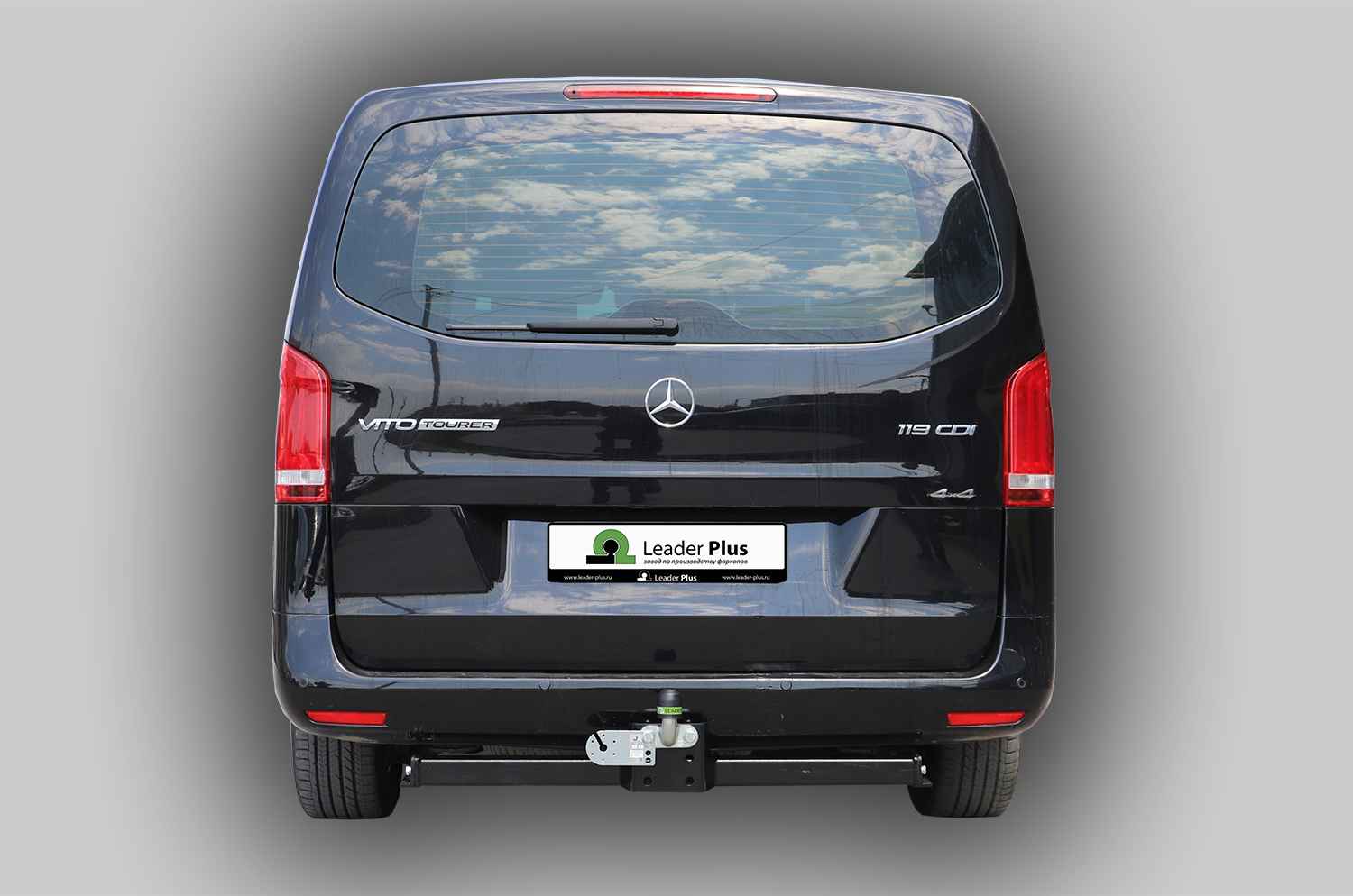 Фаркоп Leader Plus M210-F для Mercedes Vito 2014-..., условно съемный шар (тип F)