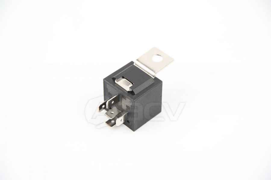 ACV RM37-1701 реле 5-ти конт.12~14В/30~40А ACV RM37-1701 реле 5-ти конт.12~14В/30~40А