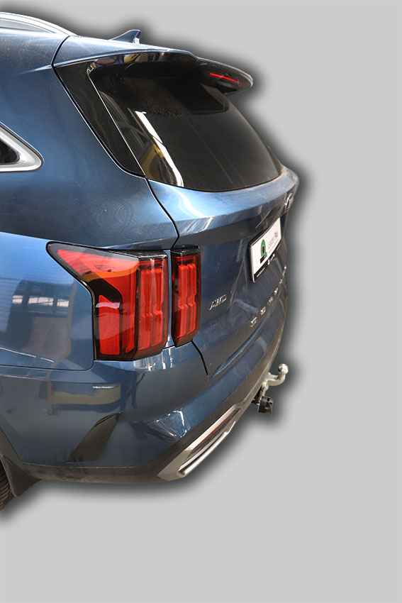 Фаркоп Leader Plus K132-FC для KIA Sorento 2020-..., съемный шар (тип FC)