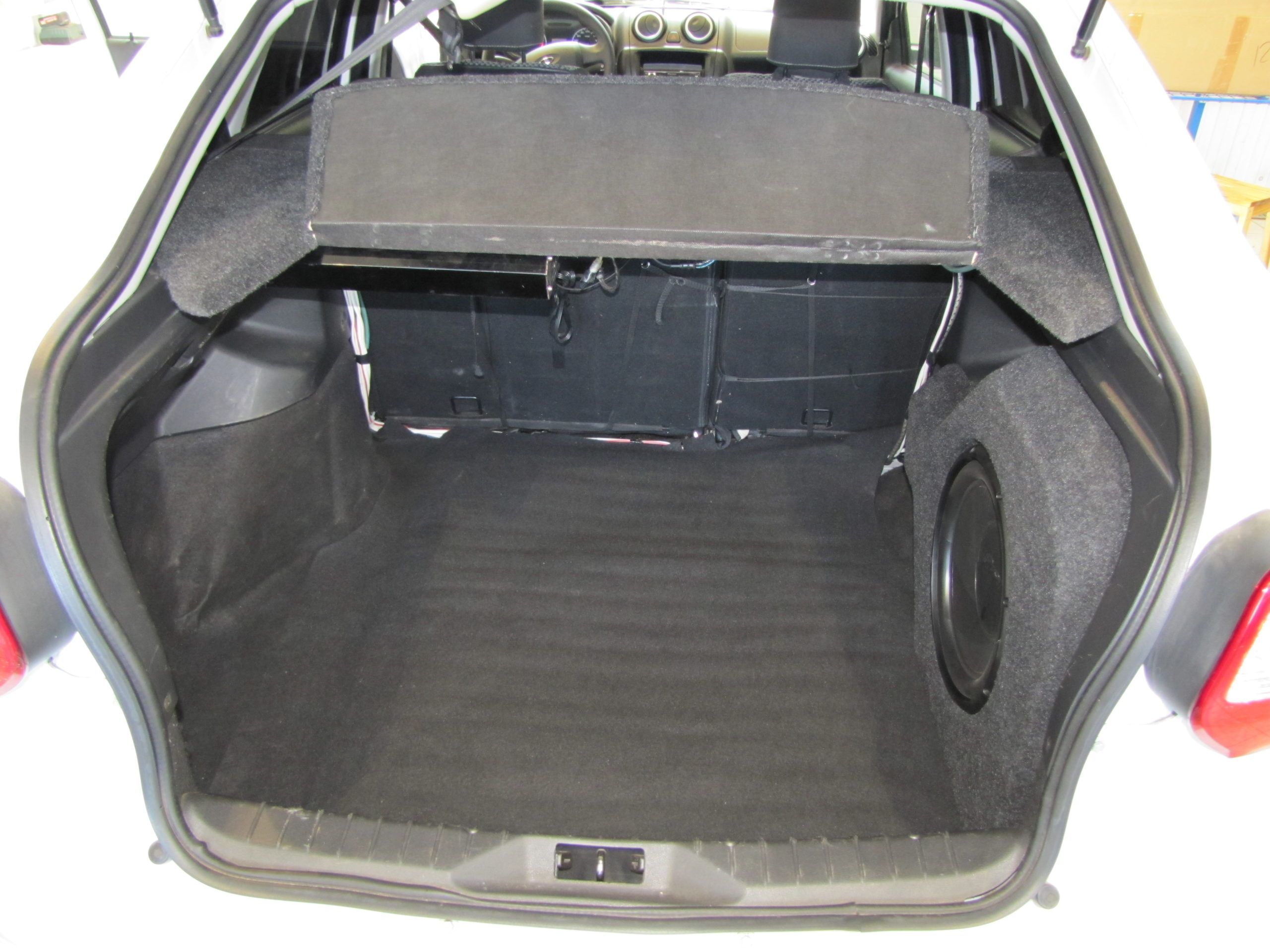 Короб стелс LADA GRANTA ЛИФТБЕК 12