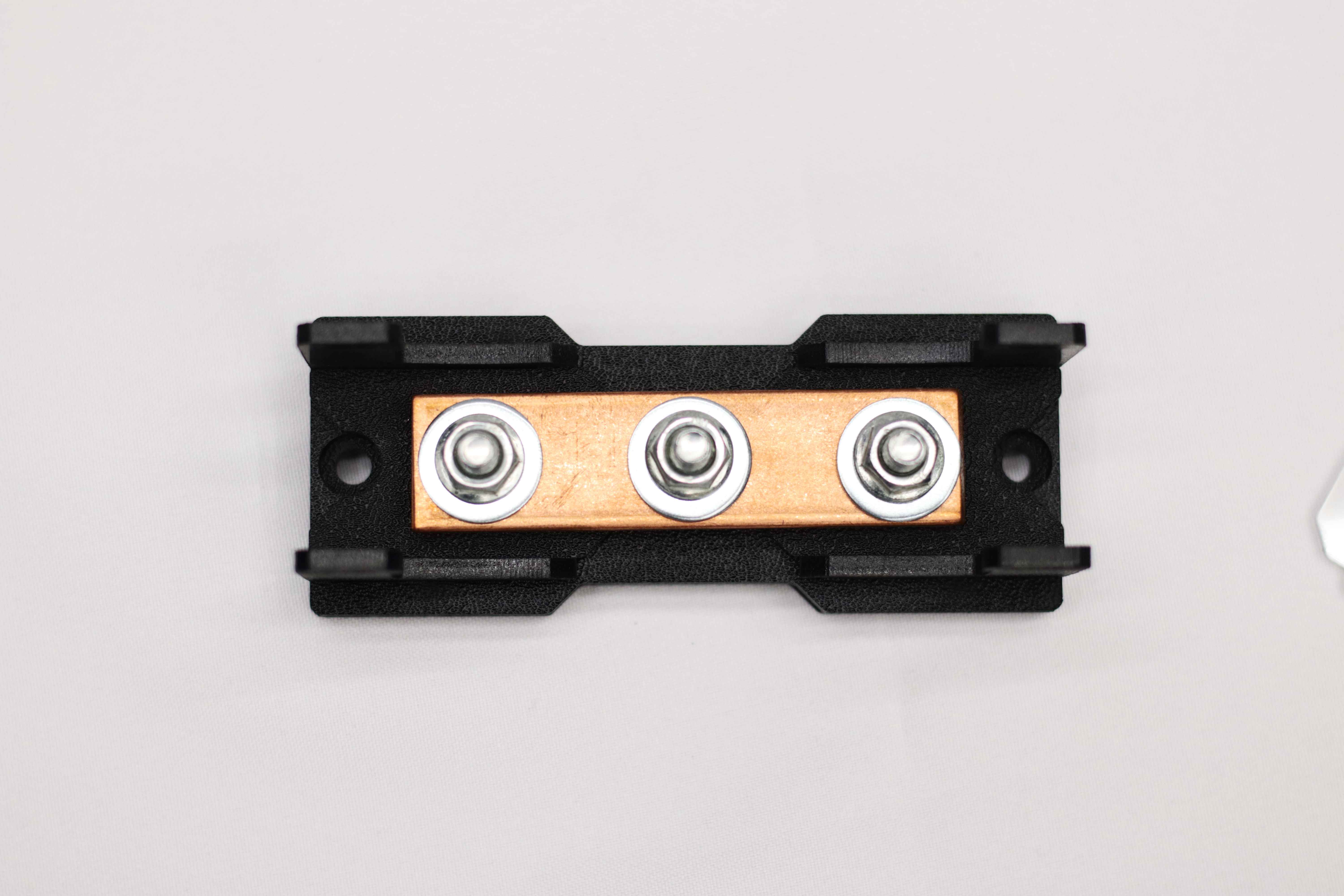 Дистрибьютор питания 3-канальный.(минус mini)