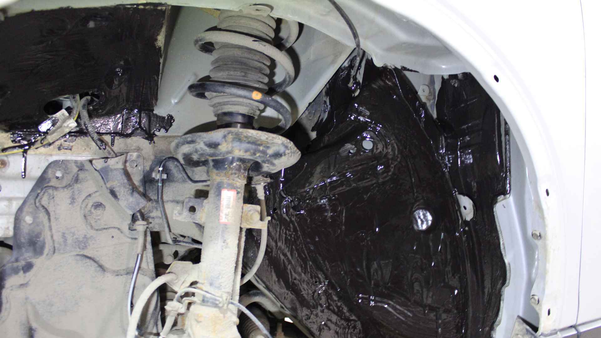 Мастика антикоррозионная вибродемпфирующая NoiseLIQUIDator