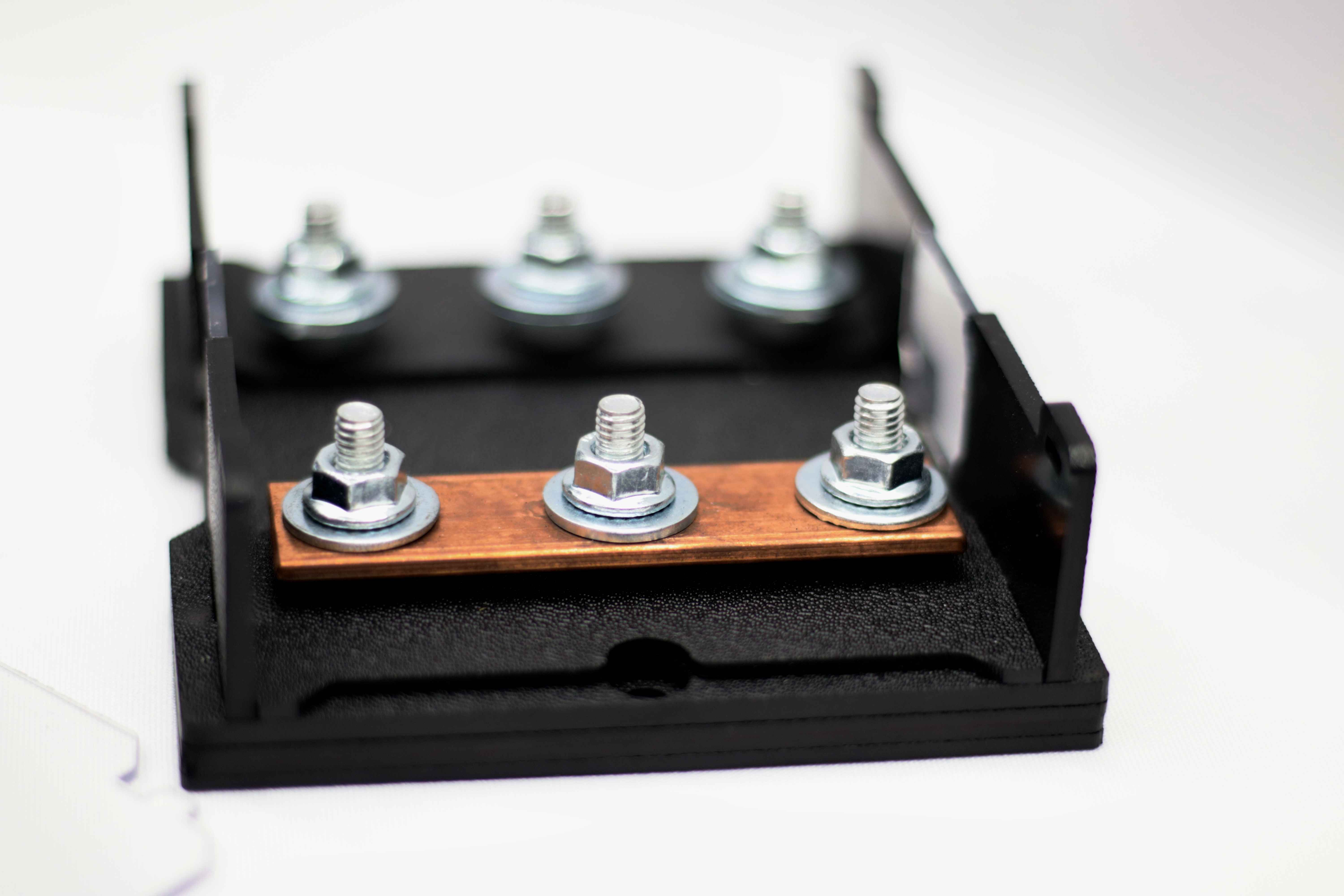 Дистрибьютор питания ANL на 3 канала