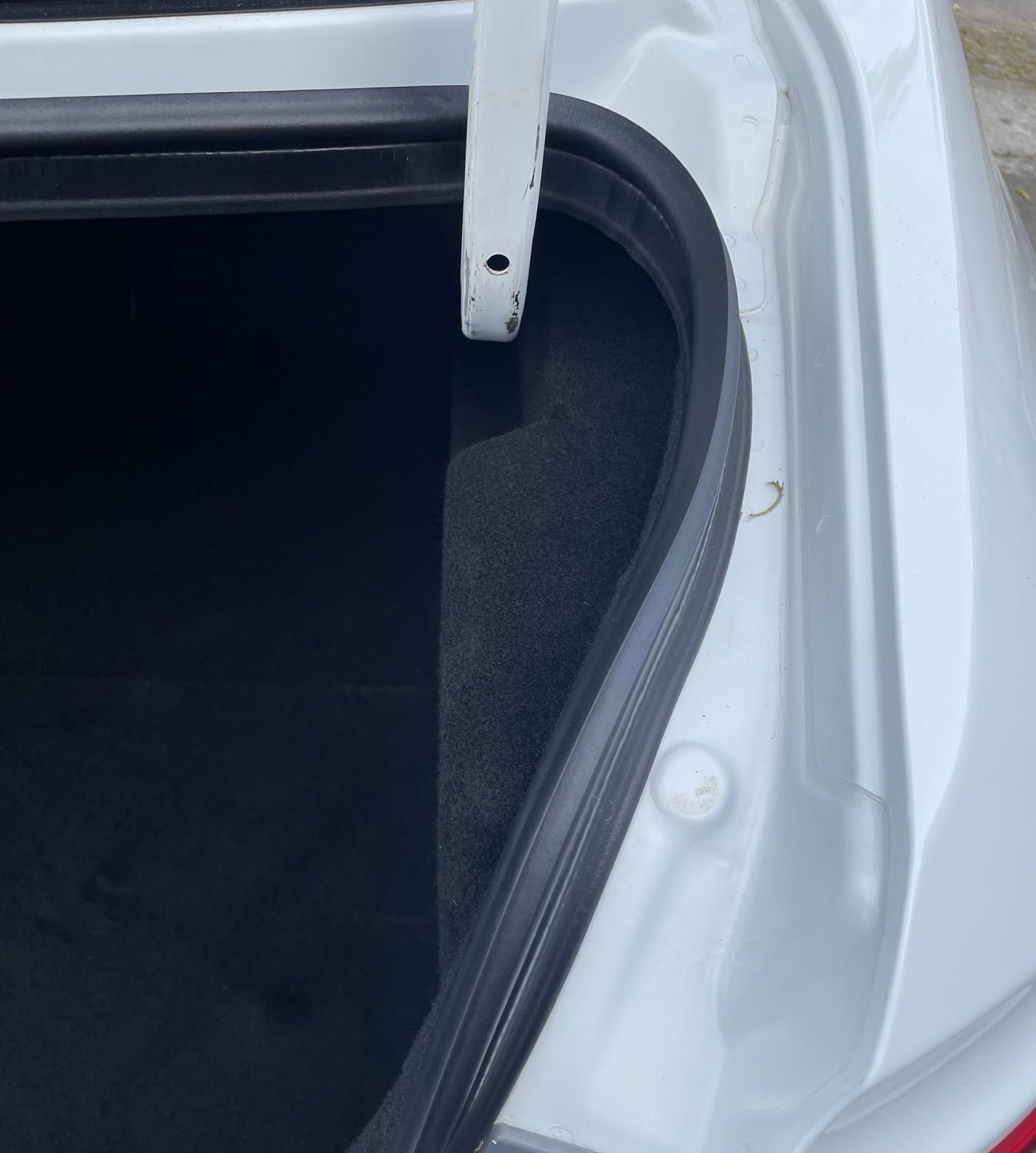 Короб стелс HYUNDAI SOLARIS 1 седан, с потаем 12