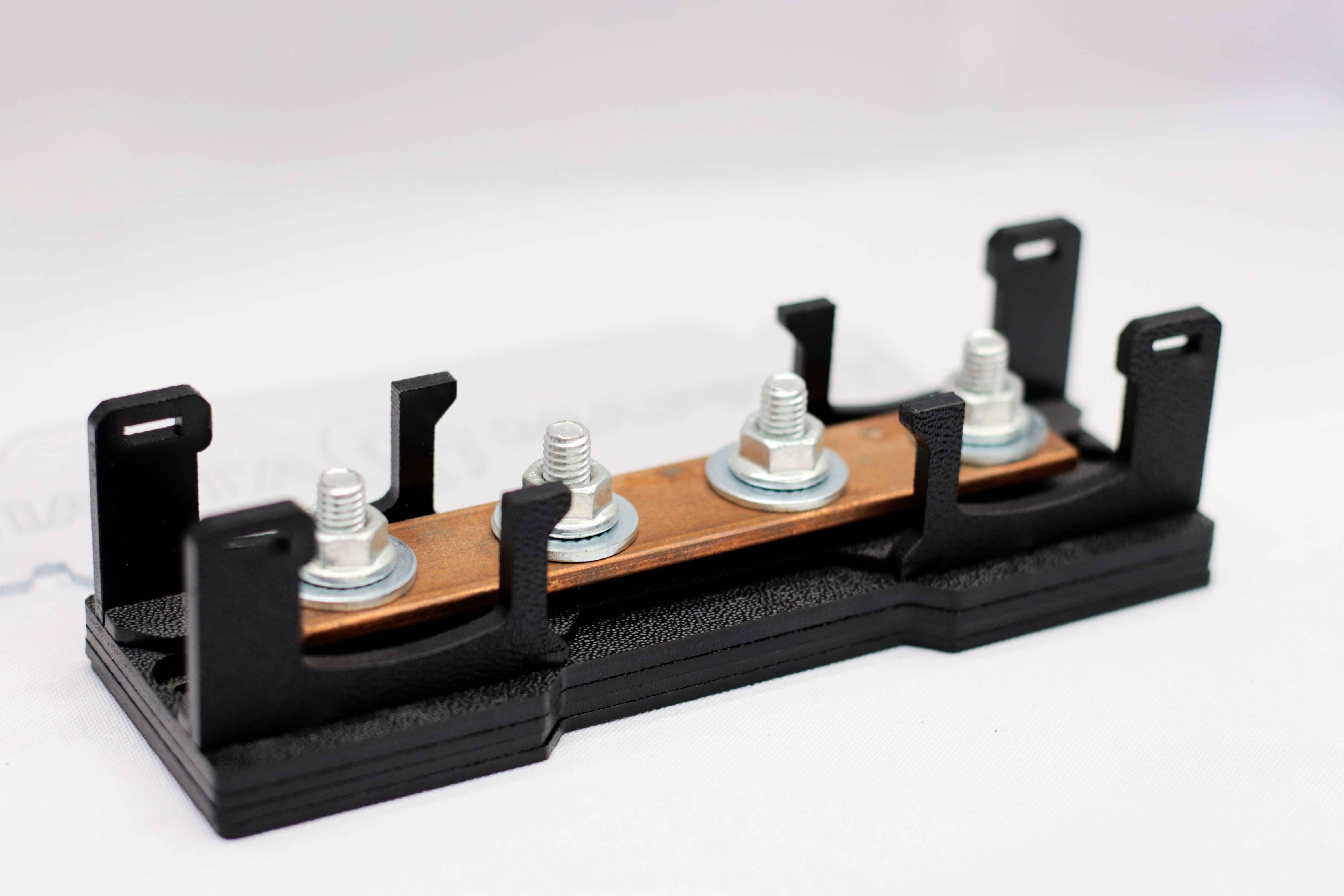 Дистрибьютор питания 4-канальный. Минусовой