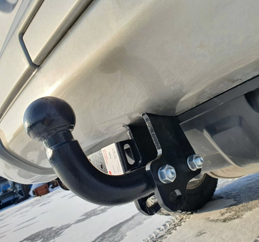 Фаркоп Уникар 17226А для X-Trail I поколение 2001-2007, съемный шар (тип А)