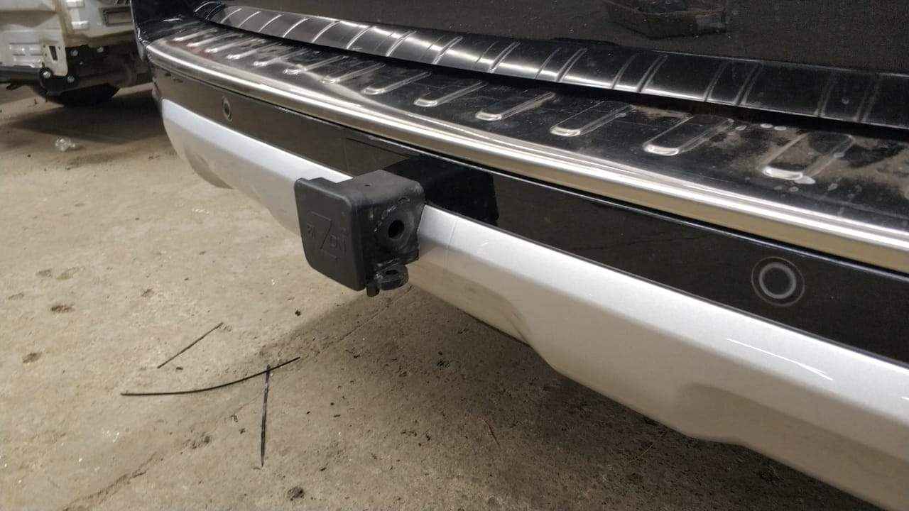 Фаркоп Bizon FA-0995-E для TANK 500, быстросъемный шар (тип Е)Фаркоп Bizon FA-0995-E для TANK 500, б