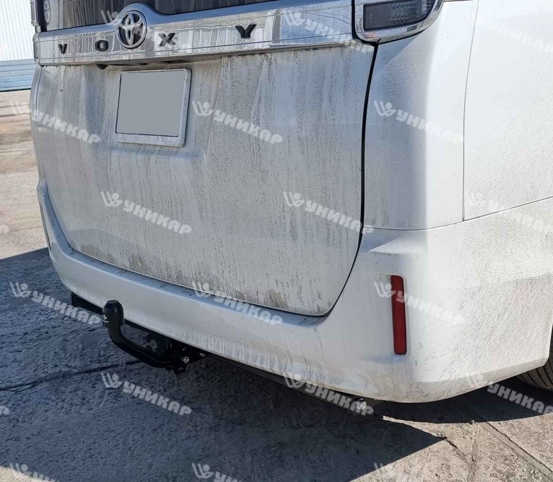 Фаркоп Уникар 22258А для Toyota Voxy/Noah/Esquire 2014-2021, съемный шар (тип A)