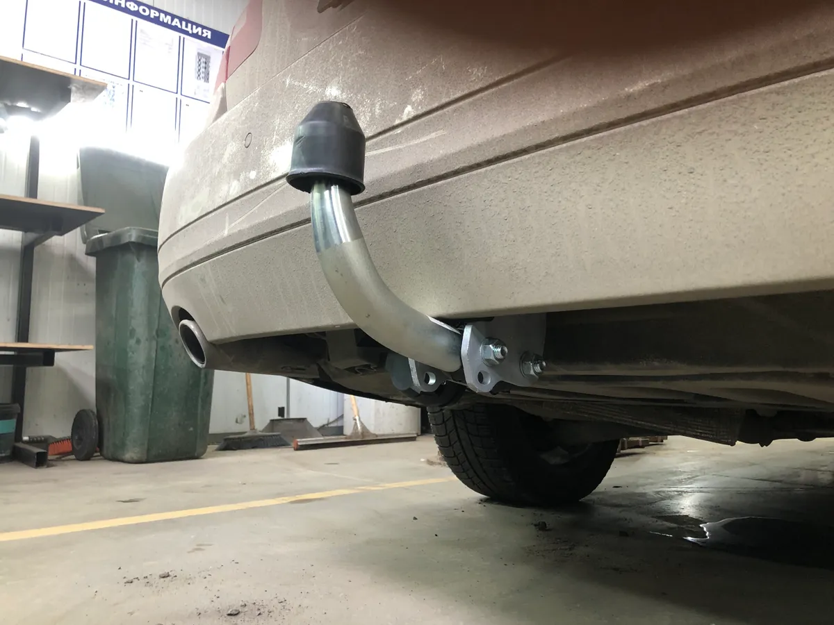 Фаркоп Galia M138A для Mercedes E-Class w212 седан