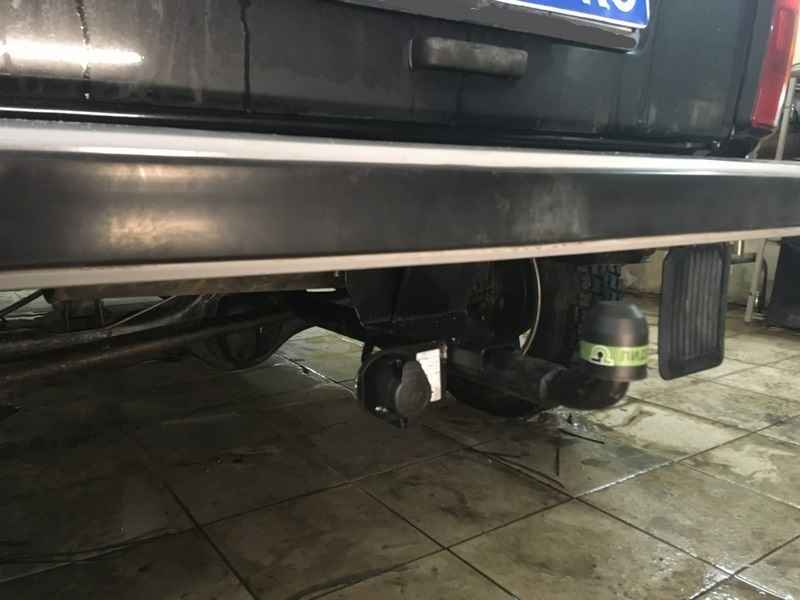 Фаркоп Leader Plus ВT-VAZ-40H ВАЗ 21214 Urban/ ВАЗ 2121, 21213, 2131 1977-, съемный шар (тип H)