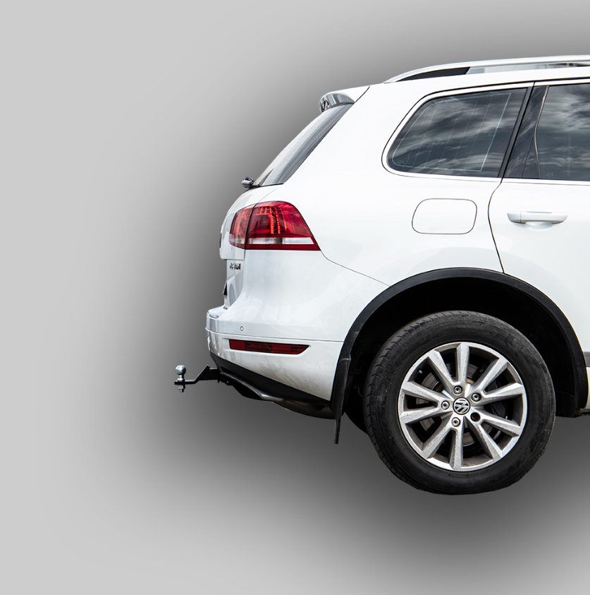 Фаркоп Leader Plus V124-E для Volkswagen Touareg 2010-18/ Audi Q7 2005-15, быстросъемный шар (тип Е)