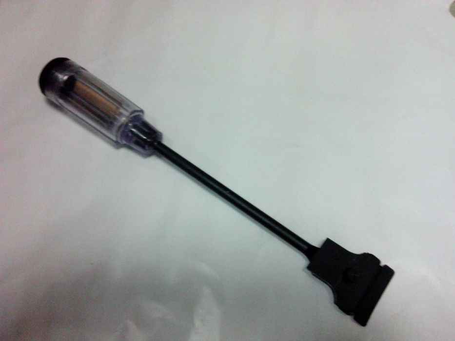 Скребок с держателем для лезвий АM 51 и  AMG 137 63 AM