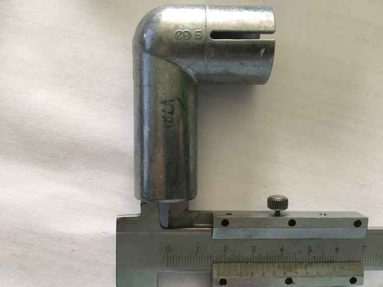 Webasto Шланг выхлопа угловой 22мм металл/28472С