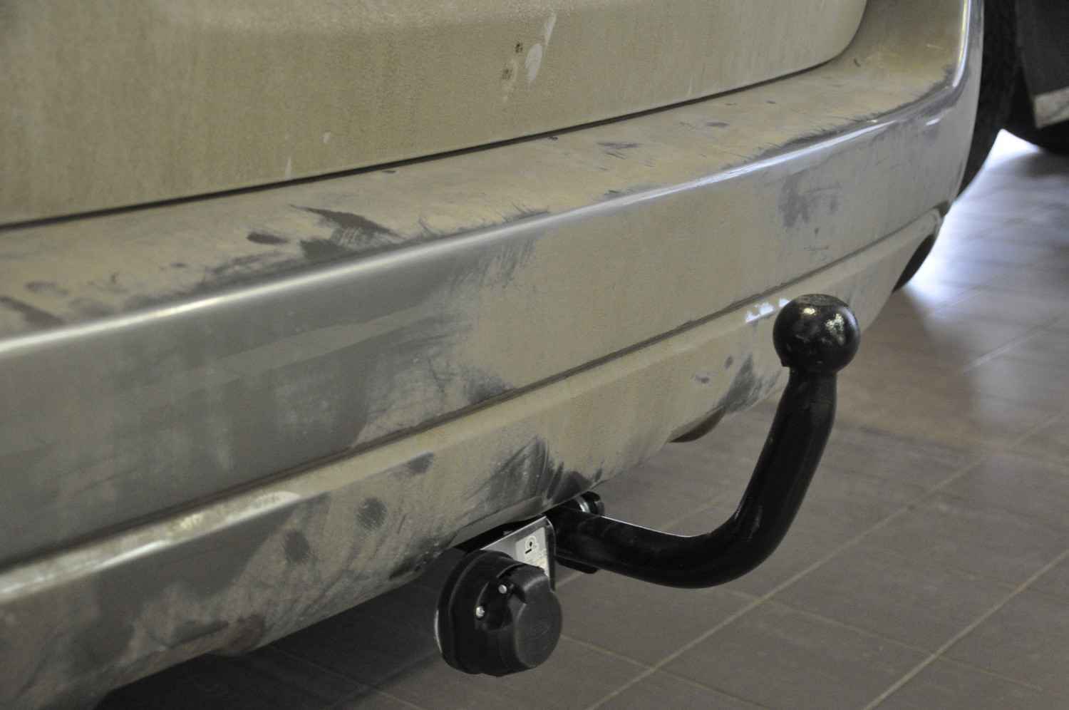Фаркоп Leader Plus S301-A для Subaru Outback (BP) 2003-2009, условно съемный шар (тип A)