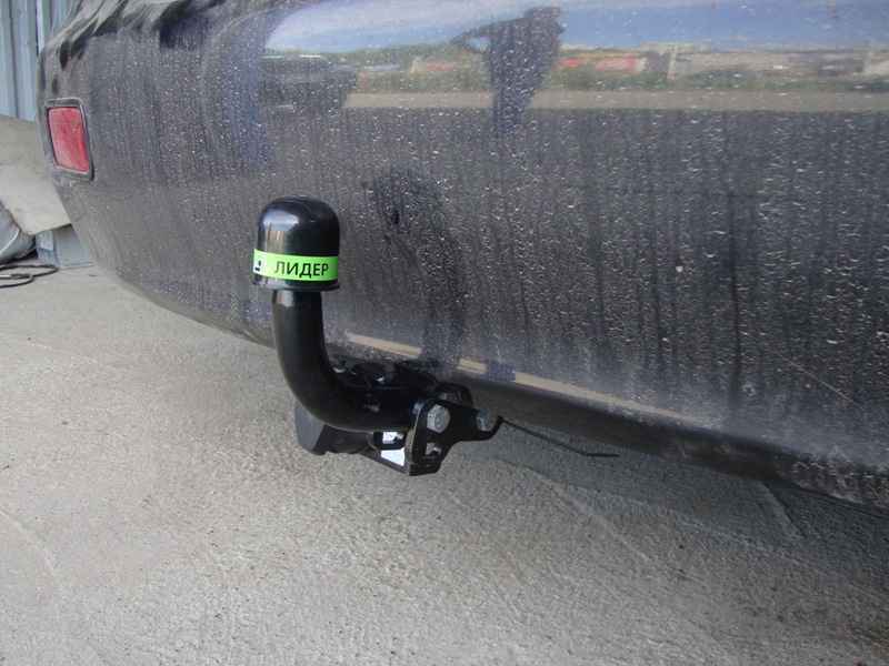 Фаркоп Leader Plus M101-A для Mitsubishi Lancer IX 2003-2007, условно съемный шар (тип A)