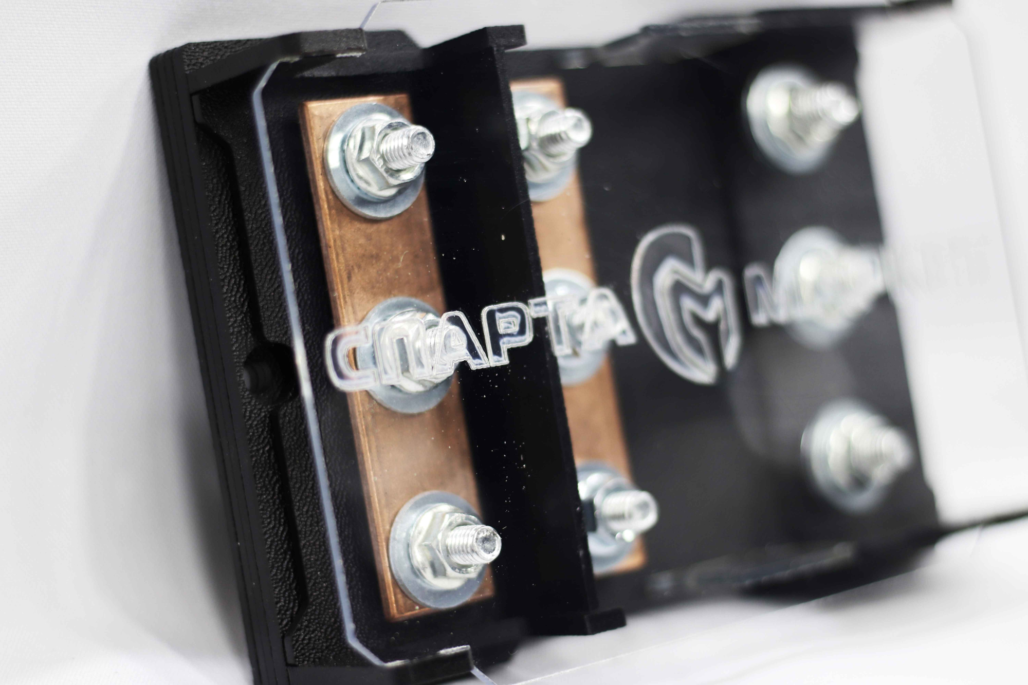 Дистрибьютор питания ANL биполярный 3-канальный