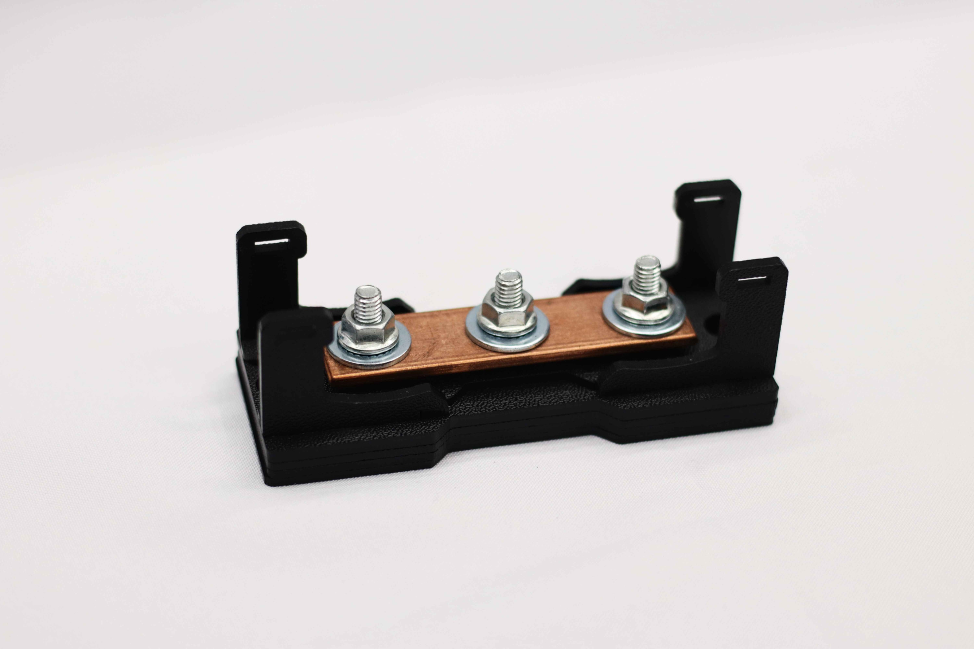 Дистрибьютор питания 3-канальный.Минусовой Дистрибьютор питания 3-канальный.Минусовой