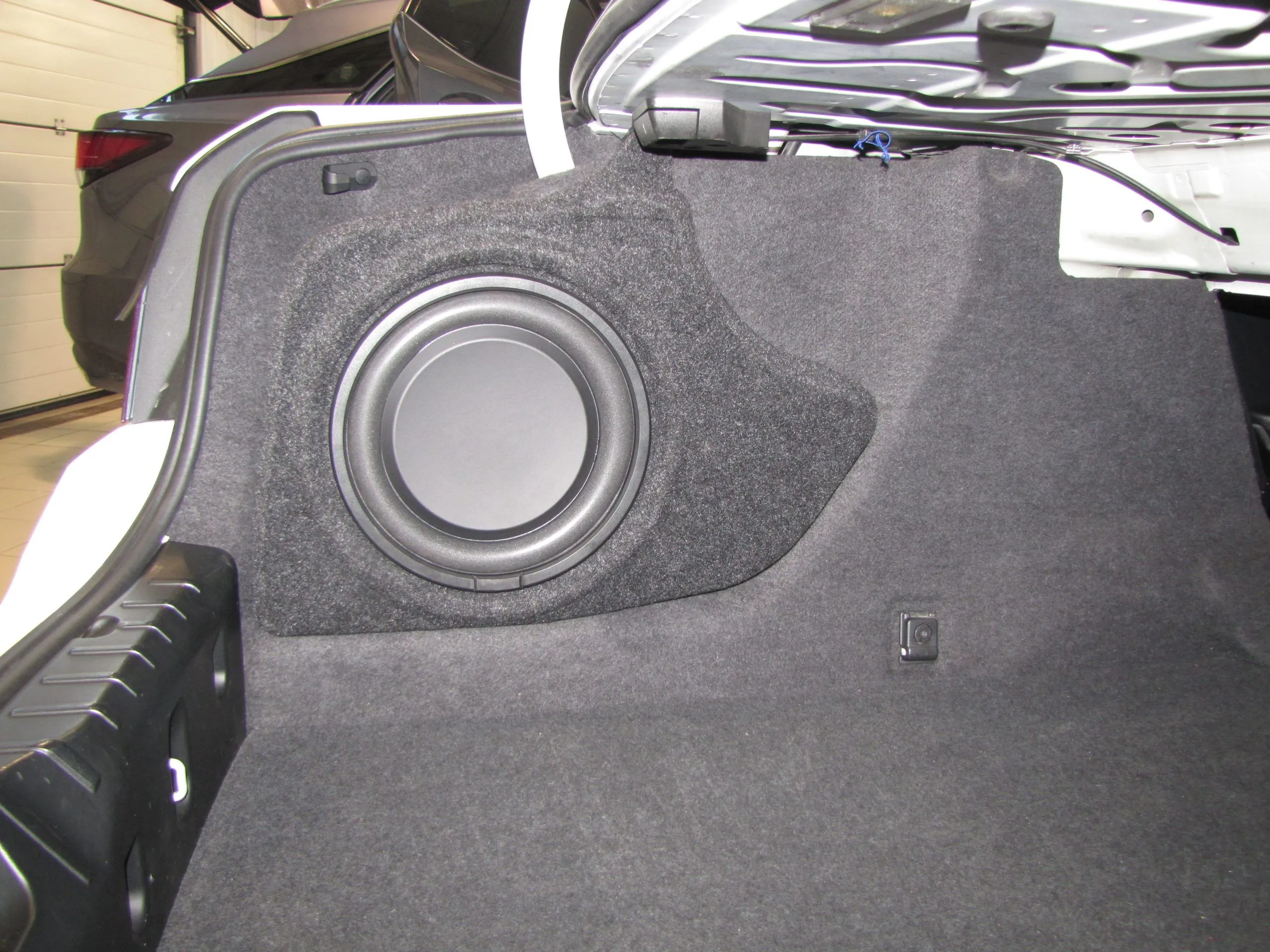 Короб Стелс BMW 5 F10