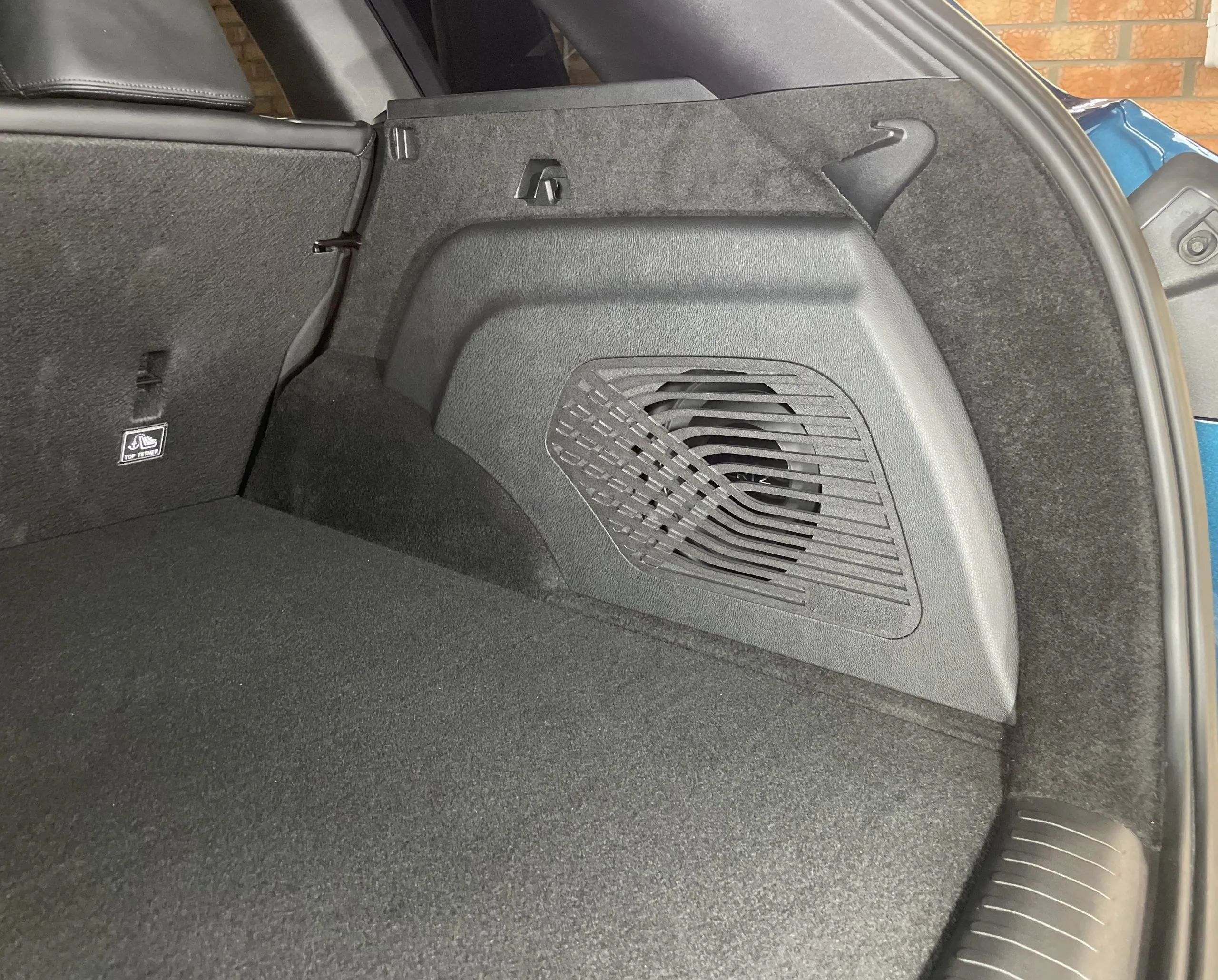 Короб стелс Geely Monjaro ver.2