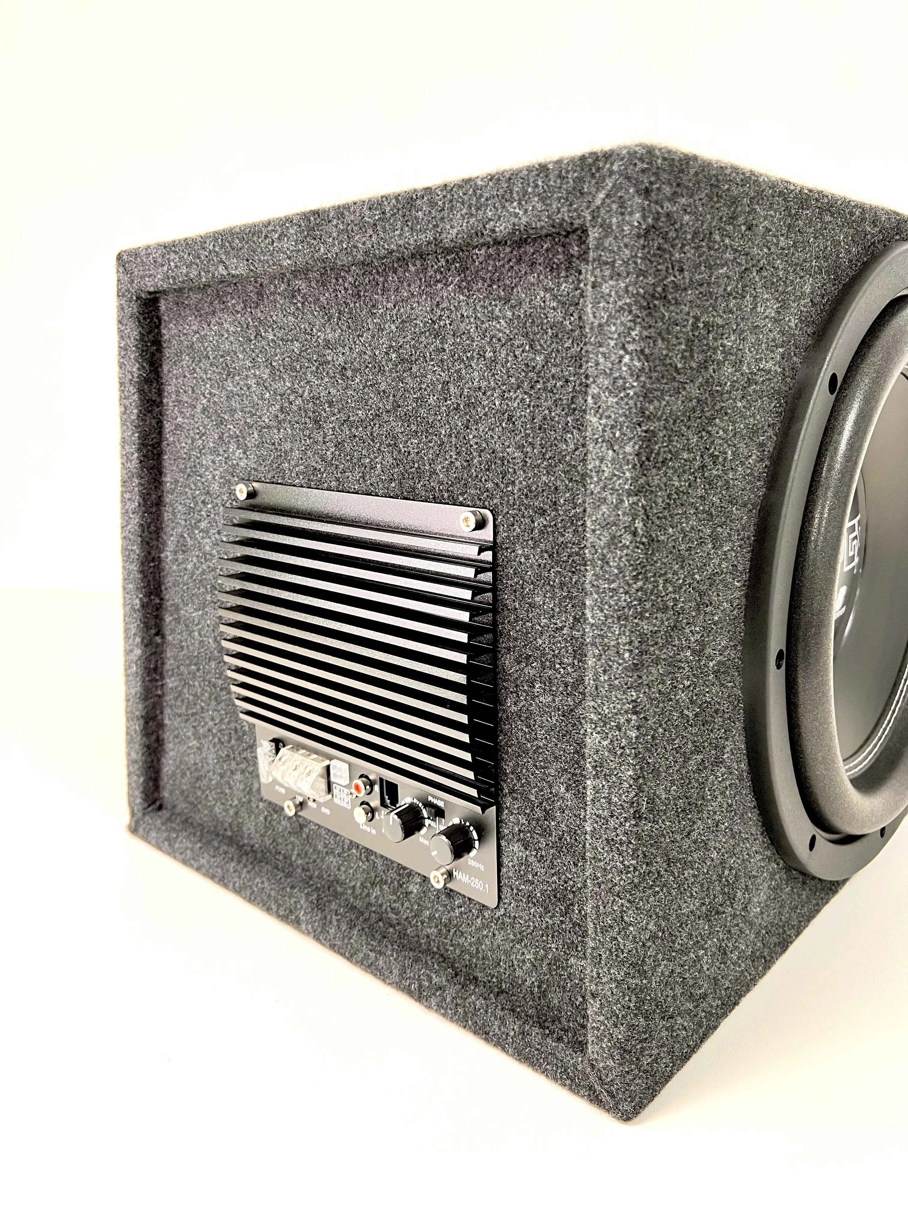 Hellion AWB-12/E12 с динамиком EDGE EDB12D2LITE-E0 активный сабвуфер