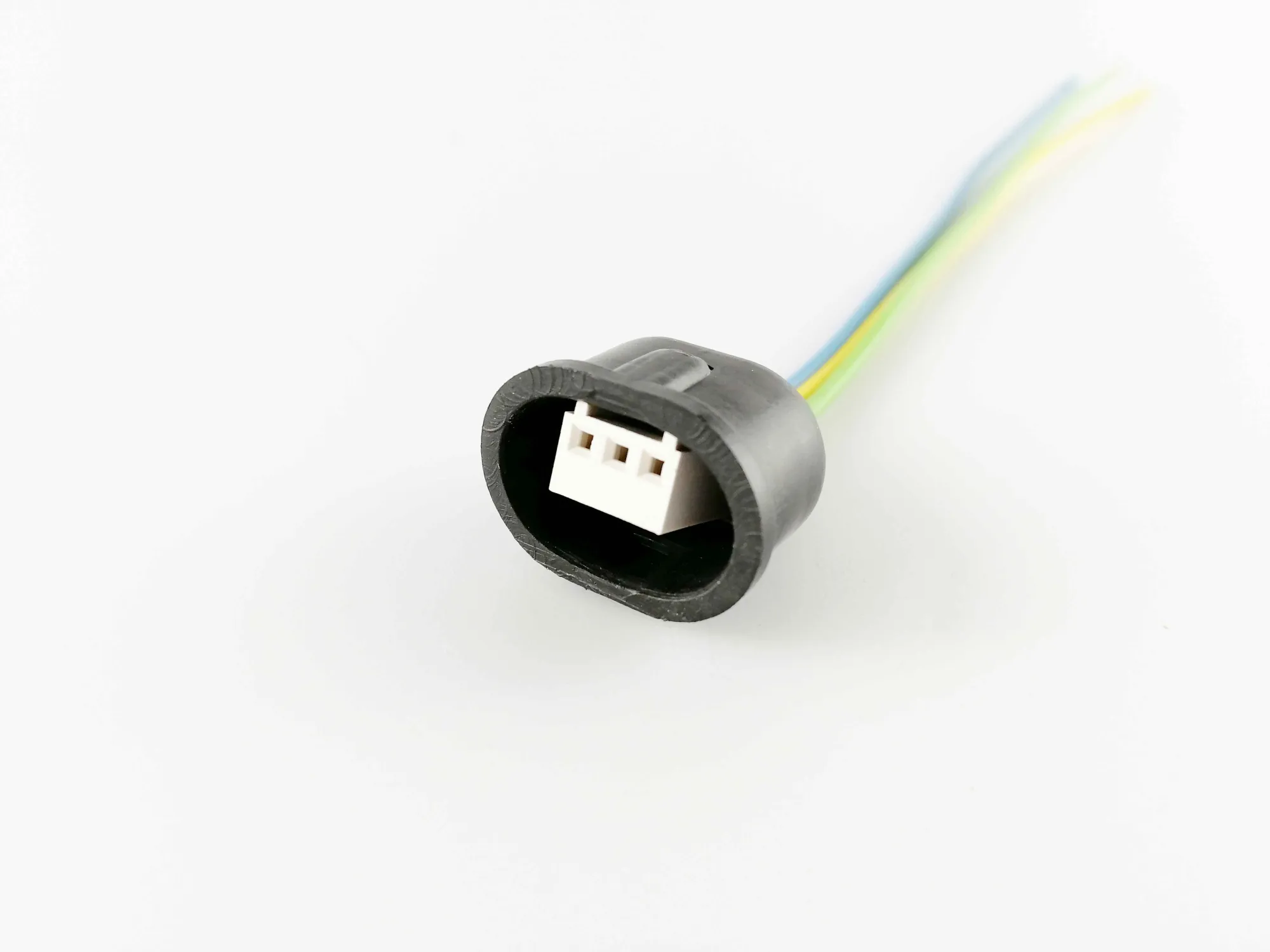 AQM 30A ответная часть к концевику Лада Гранта AQM 30A ответная часть к концевику Лада Гранта